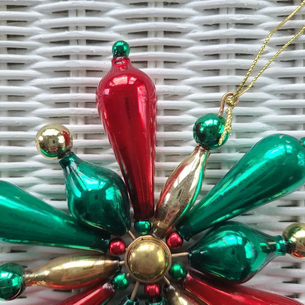 Vintage Avon Gift Collection 1999 Rare Shimmering Bead Ornament Glass Snowflake